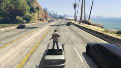 Stand On Moving Cars für GTA 5