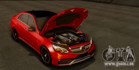 Mercedes-Benz E-class AMG IV pour GTA San Andreas