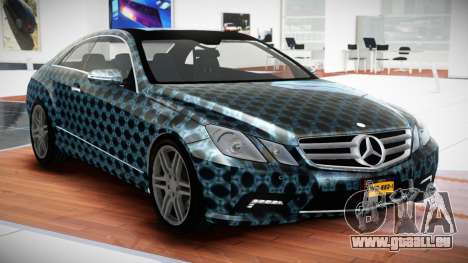 Mercedes-Benz E500 QD S6 pour GTA 4