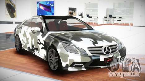 Mercedes-Benz E500 RT-Z S3 pour GTA 4