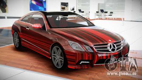Mercedes-Benz E500 RT-Z S10 pour GTA 4