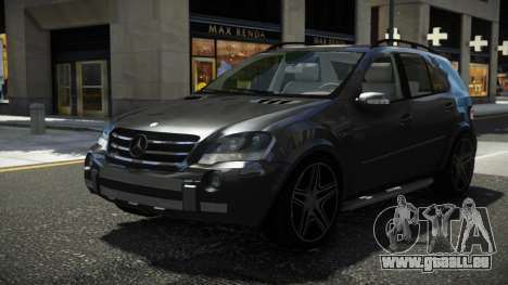 Mercedes-Benz ML63 AMG BGT pour GTA 4