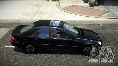 Mercedes-Benz C32 AMG DTK pour GTA 4