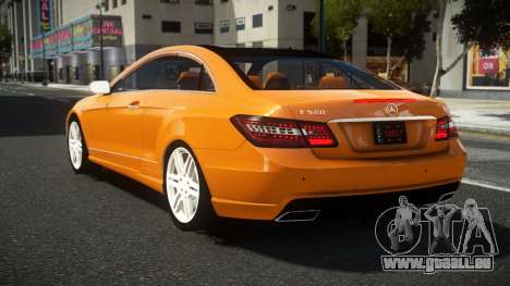 Mercedes-Benz E500 XM pour GTA 4