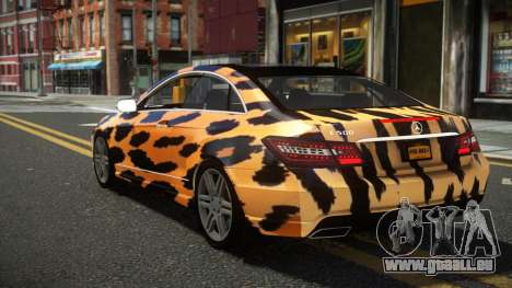 Mercedes-Benz E500 Lozvey S4 für GTA 4