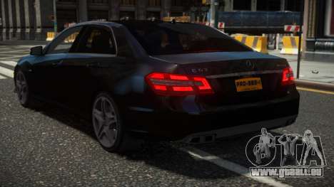 Mercedes-Benz E63 AMG CK-L pour GTA 4