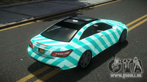 Mercedes-Benz E500 Lozvey S8 pour GTA 4