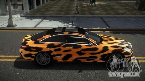 Mercedes-Benz E500 Lozvey S4 pour GTA 4