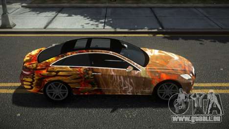 Mercedes-Benz E500 Lozvey S14 für GTA 4