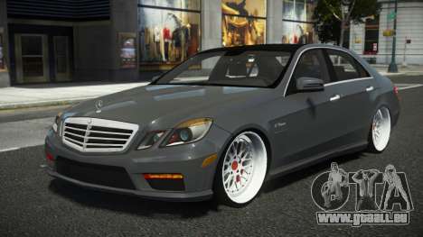 Mercedes-Benz E63 AMG ECK für GTA 4