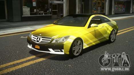 Mercedes-Benz E500 Lozvey S13 für GTA 4