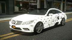 Mercedes-Benz E500 Lozvey S9 pour GTA 4