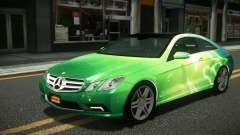 Mercedes-Benz E500 Lozvey S12 pour GTA 4