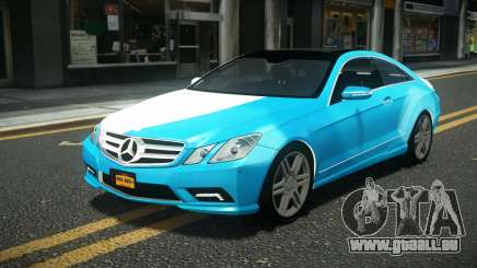 Mercedes-Benz E500 Lozvey S10 pour GTA 4