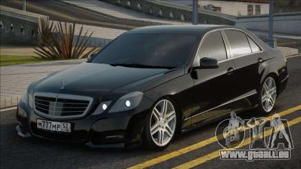 Mercedes-Benz E500 Blek pour GTA San Andreas