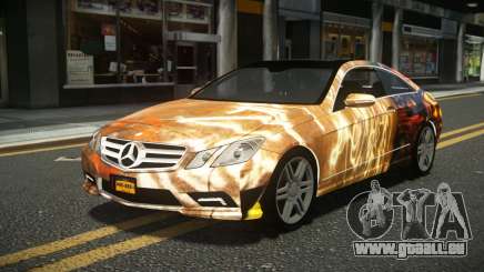 Mercedes-Benz E500 Lozvey S14 pour GTA 4