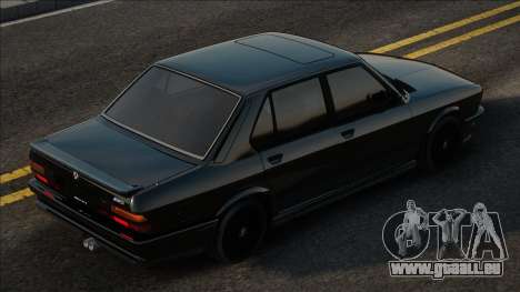 BMW M5 [E28] 1988 pour GTA San Andreas