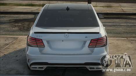 Mercedes-Benz E63 W212 White pour GTA San Andreas