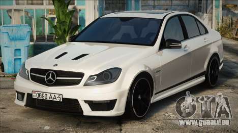 Mercedes-Benz C63 AMG WhITee pour GTA San Andreas