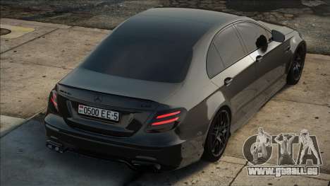 Mercedes-Benz E63s AMG Blac pour GTA San Andreas