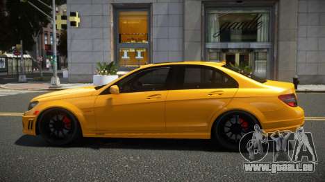 Mercedes-Benz C180 AMG Grimiy pour GTA 4