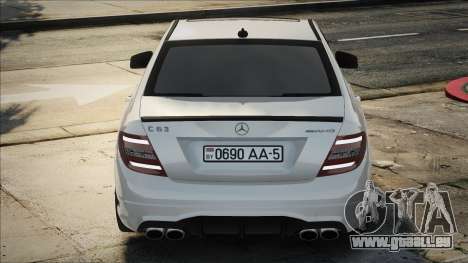 Mercedes-Benz C63 AMG WhITee pour GTA San Andreas