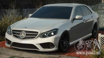 Mercedes-Benz E200 White pour GTA San Andreas