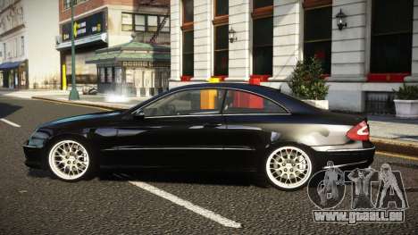 Mercedes-Benz CLK55 AMG Mahur pour GTA 4