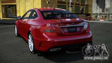 Mercedes-Benz C63 AMG Geruto pour GTA 4