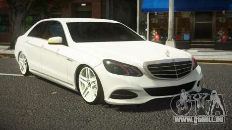 Mercedes-Benz E63 AMG Ecvaht pour GTA 4