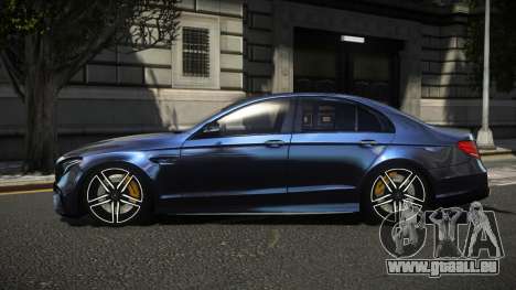 Mercedes-Benz E63 AMG Faruby pour GTA 4