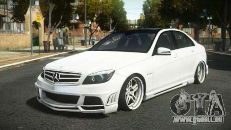 Mercedes-Benz C63 AMG Ehola pour GTA 4