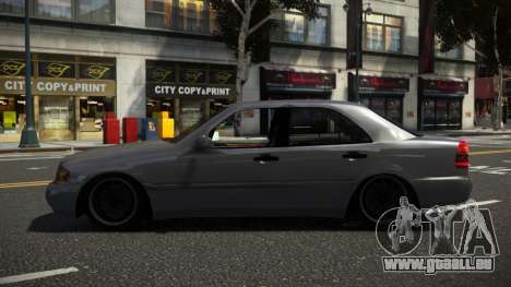 Mercedes-Benz C180 Erloy pour GTA 4