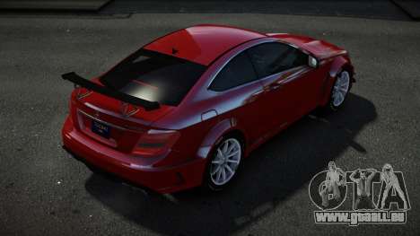 Mercedes-Benz C63 AMG Geruto pour GTA 4