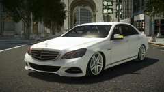 Mercedes-Benz E63 AMG Ecvaht pour GTA 4