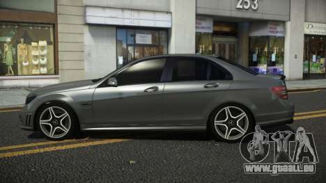 Mercedes-Benz C63 AMG Dilosha pour GTA 4