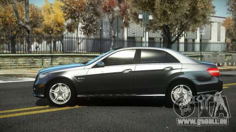 Mercedes-Benz E63 AMG Defos pour GTA 4