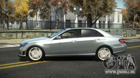 Mercedes-Benz E63 AMG Nesty pour GTA 4