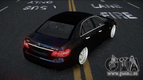 Mercedes-Benz E63 AMG Guperza für GTA 4