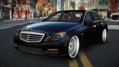 Mercedes-Benz E63 AMG Guperza für GTA 4