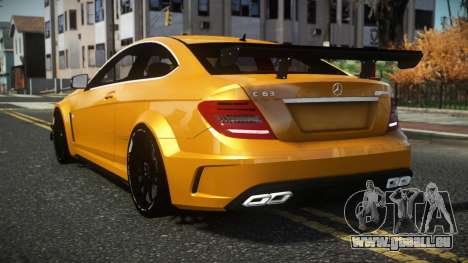 Mercedes-Benz C63 AMG Agodas pour GTA 4