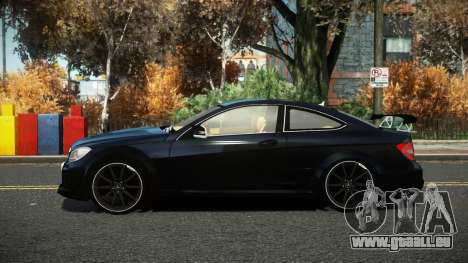 Mercedes-Benz C63 AMG Klaser pour GTA 4