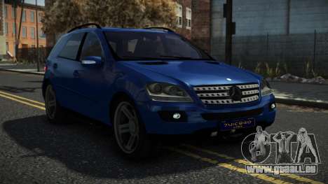 Mercedes-Benz ML500 Lonfag pour GTA 4