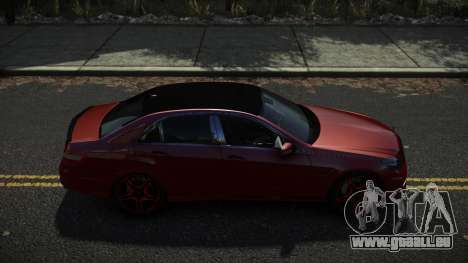 Mercedes-Benz E63 AMG Fuhez pour GTA 4