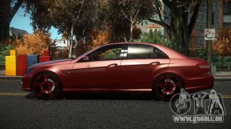 Mercedes-Benz E63 AMG Fuhez pour GTA 4