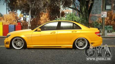 Mercedes-Benz C63 AMG Largu für GTA 4