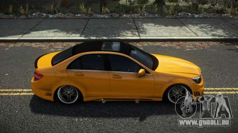 Mercedes-Benz C63 AMG Largu für GTA 4