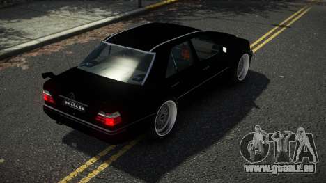 Mercedes-Benz E500 Vorfis pour GTA 4