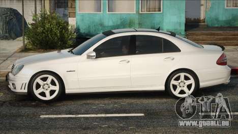 Mercedes-Benz E63 W211 POP pour GTA San Andreas
