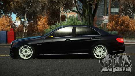 Mercedes-Benz E63 Bursa für GTA 4